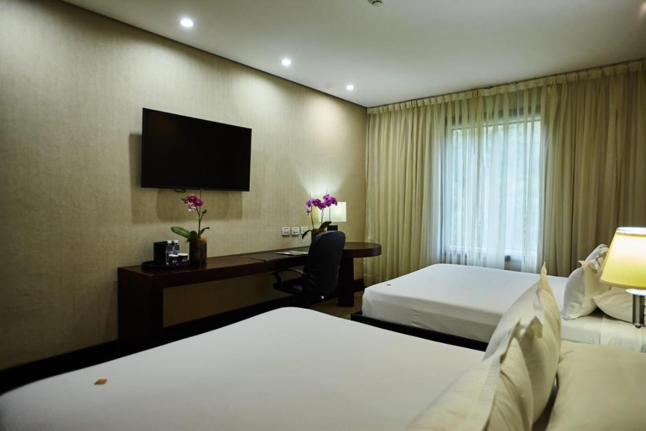 Eurobuilding Express Maiquetia Hotel Exterior photo Deluxe Room