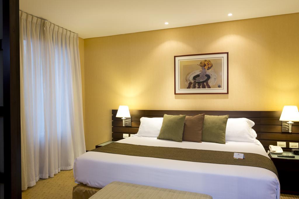 Eurobuilding Express Maiquetia Hotel Exterior photo A bedroom at the hotel