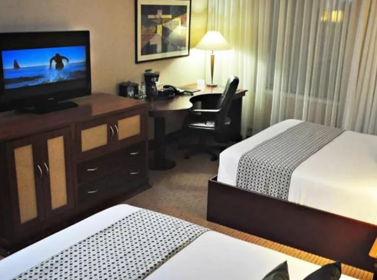 Eurobuilding Express Maiquetia Hotel Exterior photo A typical room at the hotel